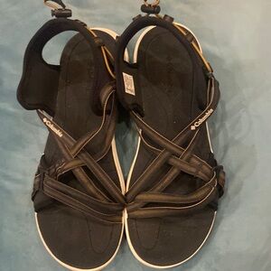 ✨Columbia sandals✨